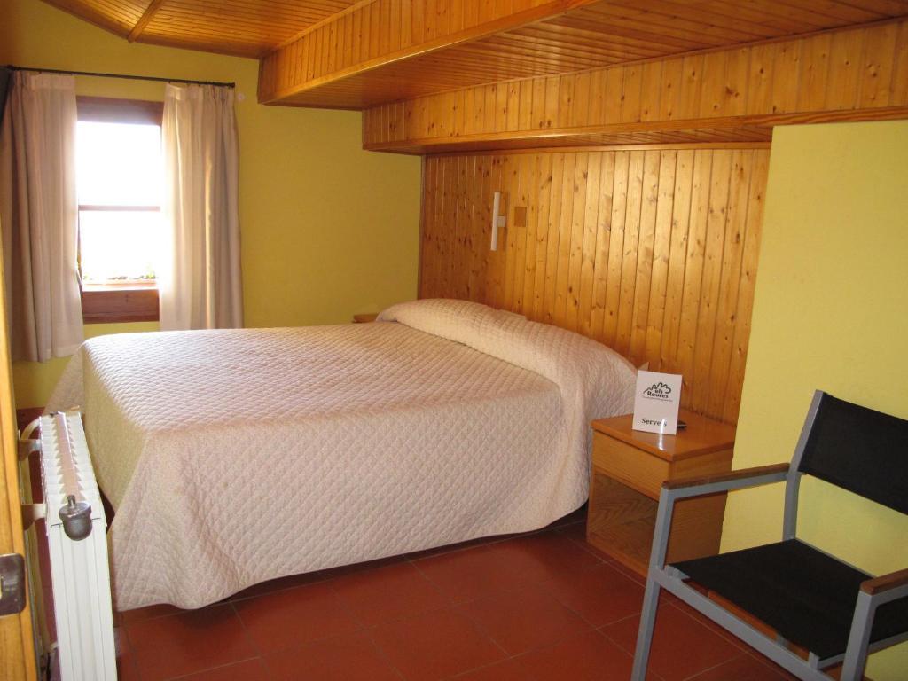 Hostal Els Roures Camprodon